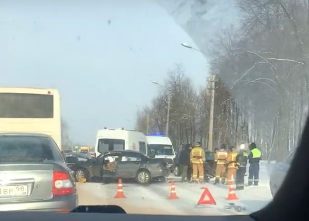 Кадр из видео очевидца в vk.com/spb_today